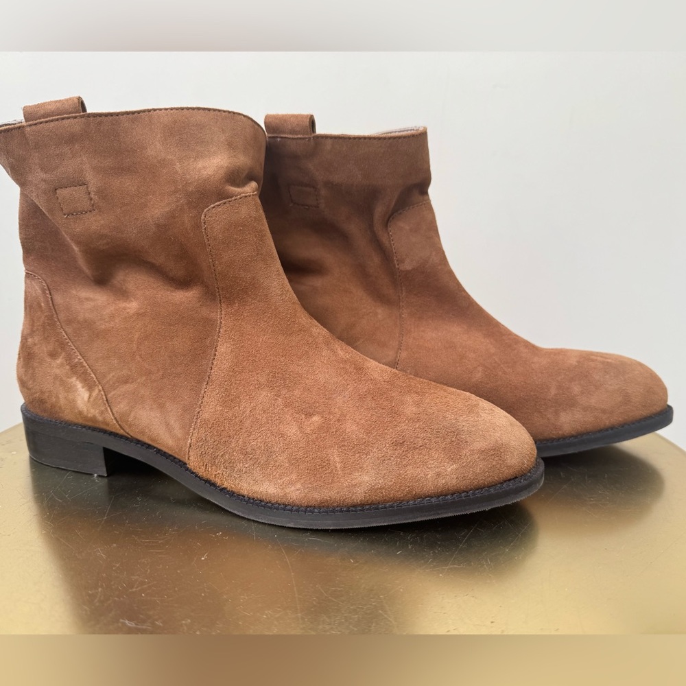 Lands End suede leather booties 10